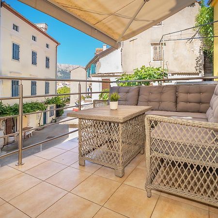 Apartment Porto With Terrace Baška Exterior foto